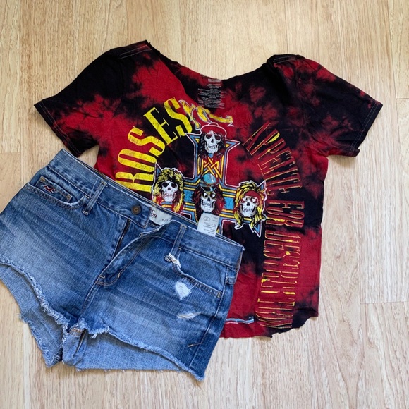 Tops - Guns N Roses Shirt ✨